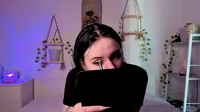 Yuki Shiro online show from March 14, 8:04 am