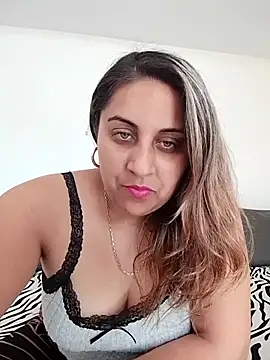 I amXenox online show from March 13, 9:32 am