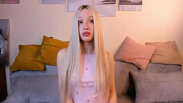 NoirCascade online show from March 18, 5:45 am