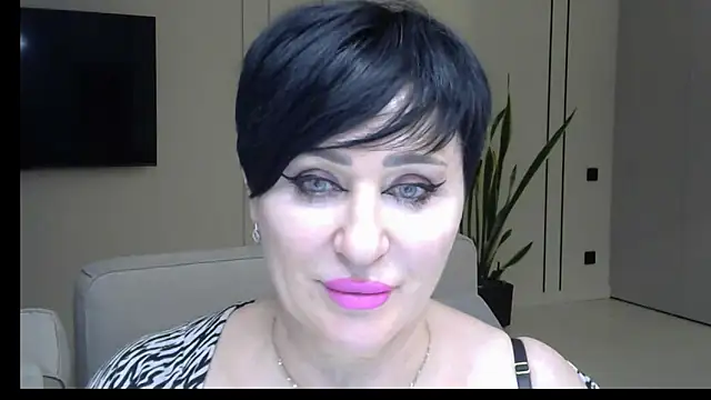 Kleotempt online show from May 2, 9:18 pm