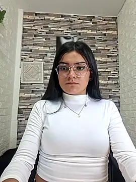 Amber rhose online show from March 17, 9:30 pm