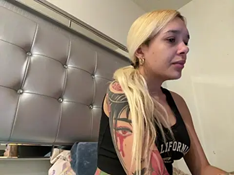 KimberlyBrenda online show from March 7, 1:40 pm