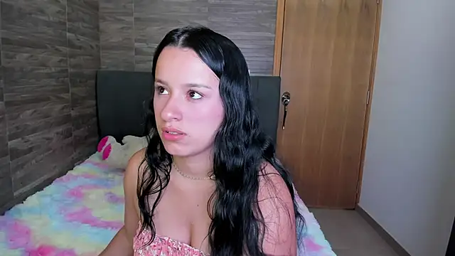 Miia belll online show from May 5, 2:03 am