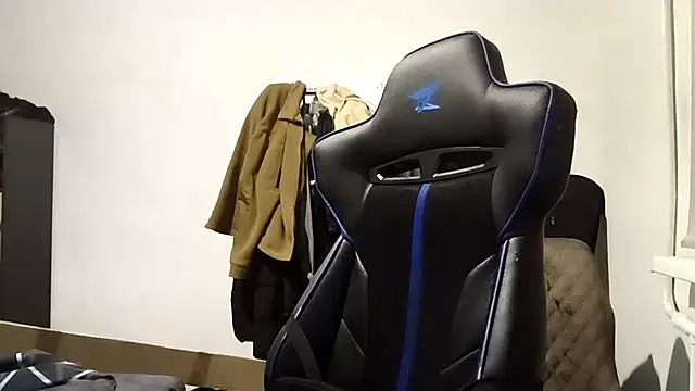 LuluSweetyGirl online show from March 17, 1:48 pm