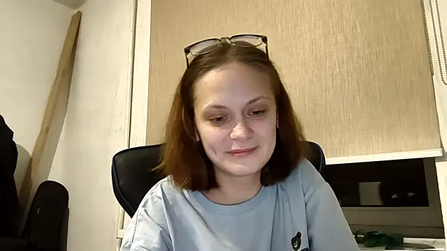 LuluSweetyGirl online show from March 8, 3:16 pm