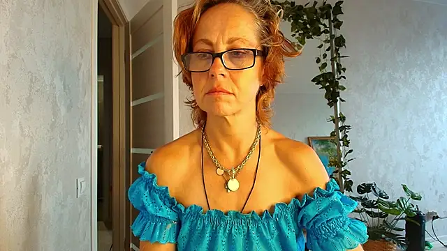 LioraWeiss online show from July 24, 10:24 am