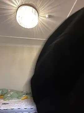 Mia-lp online show from February 28, 5:18 am