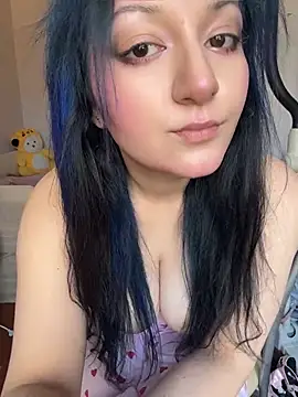 sweetllulus online show from April 29, 3:43 am