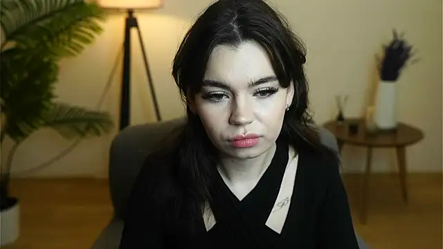 PerlaTurro online show from February 24, 10:25 am