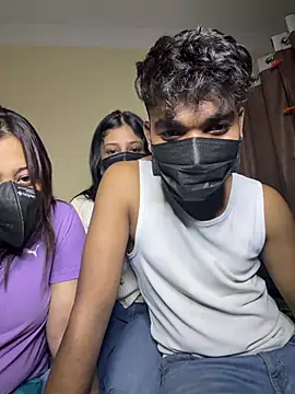 Snapshot of AIR_Hostes chatting on March 10, 5:39 pm AIR Hostes online show from March 10, 5:39 pm