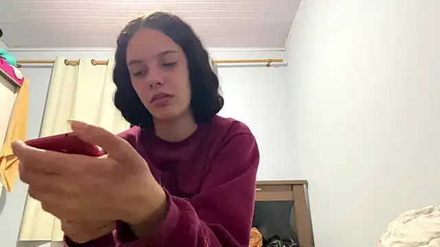 IvyDesirer online show from March 17, 2:04 am