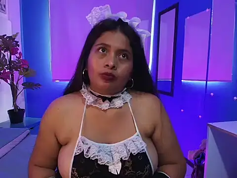 chloecorall online show from March 16, 2:54 pm