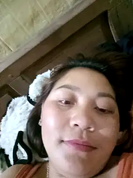 Linhna20 online show from March 18, 6:24 pm