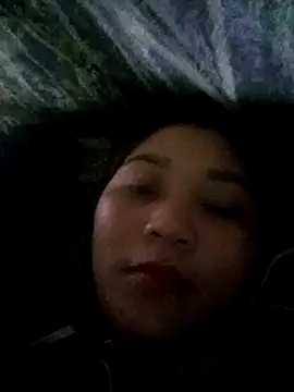 Linhna20 online show from March 12, 5:48 pm