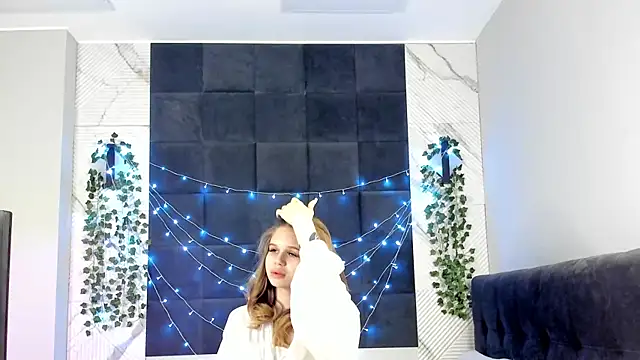 Kiva Rice online show from March 15, 1:51 am