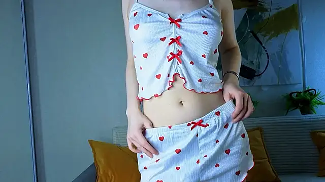 Sonya vibe me online show from March 7, 3:52 pm