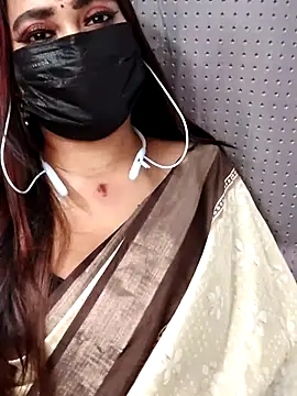 Cutie Nila online show from July 7, 6:47 am