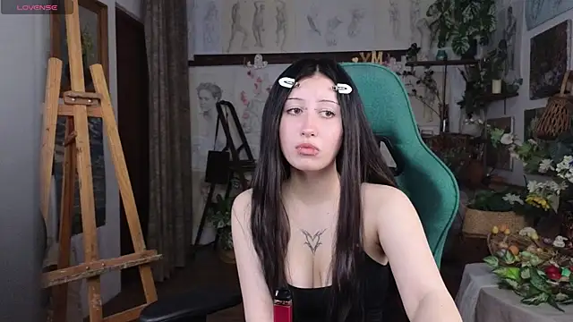 EffieMeowley online show from April 28, 12:42 pm