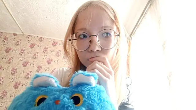 SoniqBliss online show from March 7, 9:27 am