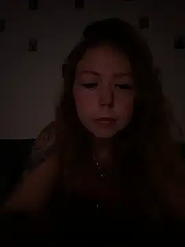 Julia-Stegner online show from March 12, 7:27 pm