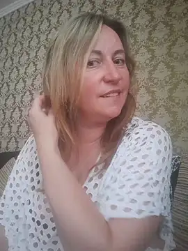ChristinaYork online show from June 19, 9:57 am