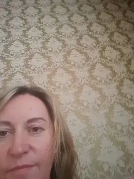 ChristinaYork online show from June 9, 12:37 pm