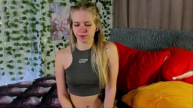 Cute Student online show from March 14, 10:22 pm