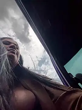 sky col online show from April 13, 6:52 pm