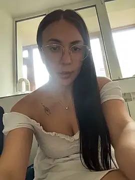 Bunny Lush online show from June 12, 9:28 am