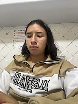 LilyRossi  online show from June 12, 1:08 pm
