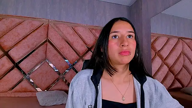 LilyRossi  online show from April 25, 12:52 pm