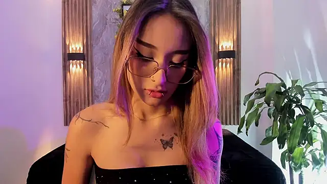 Melodylanee online show from June 6, 11:16 am