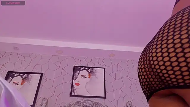Genesisraydenx online show from May 31, 3:34 am