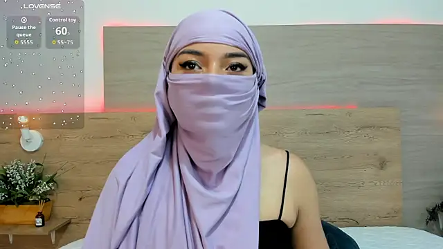  jennaa online show from March 10, 8:02 pm