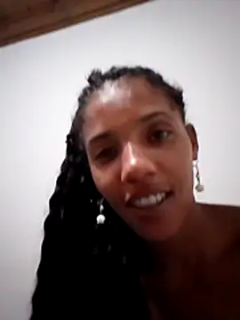 dandarapandorinha29 online show from April 3, 6:28 pm