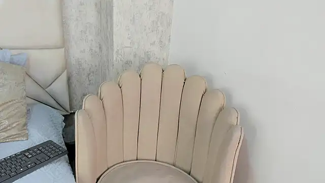 helen zen online show from June 18, 7:52 pm