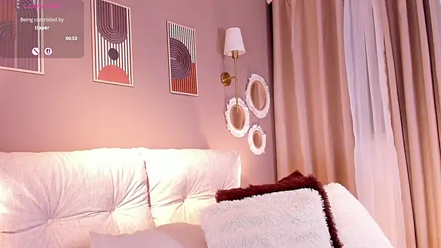 Agata Laurent  online show from April 30, 3:45 am