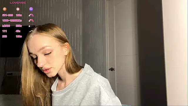 Anika Socutehe online show from June 11, 7:11 pm