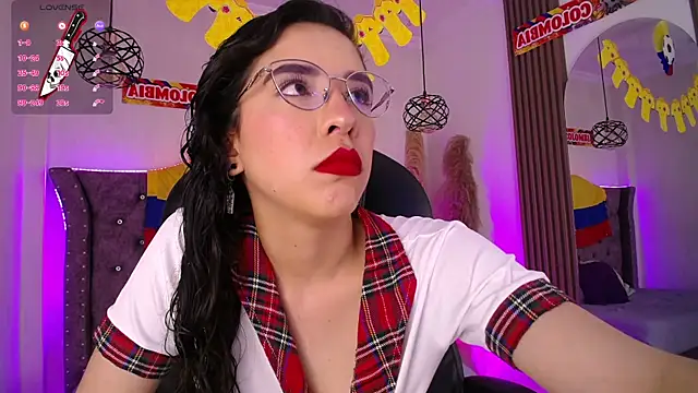 Amara Davis1 online show from July 3, 5:02 am