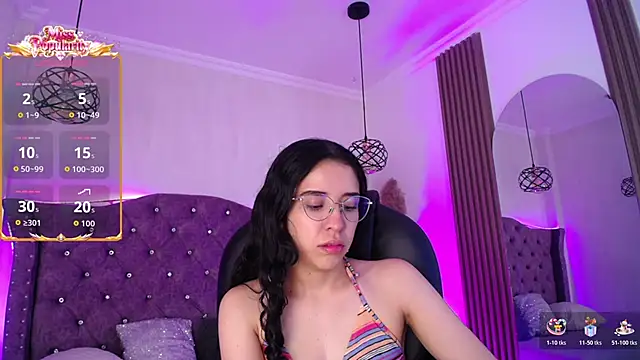 Amara Davis1 online show from May 2, 3:43 am