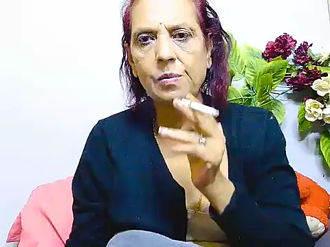Hot queen58 online show from July 3, 4:40 am