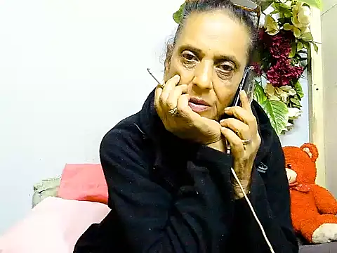 Hot queen58 online show from June 17, 5:20 am
