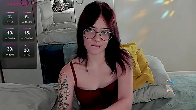 Marika Degas online show from June 26, 3:24 pm