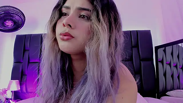 Sharon Storm online show from June 9, 2:49 pm