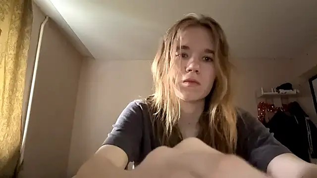LeomaJee online show from May 12, 1:29 pm