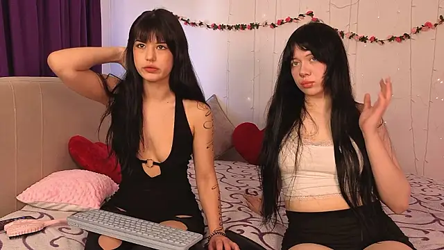 BillieMilash online show from March 18, 7:24 am