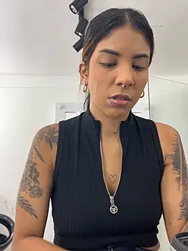 VioletaHills  online show from June 23, 12:14 pm