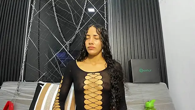 Megan Duskk online show from June 29, 12:27 pm