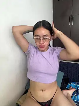 Anni Rose online show from March 25, 1:47 pm