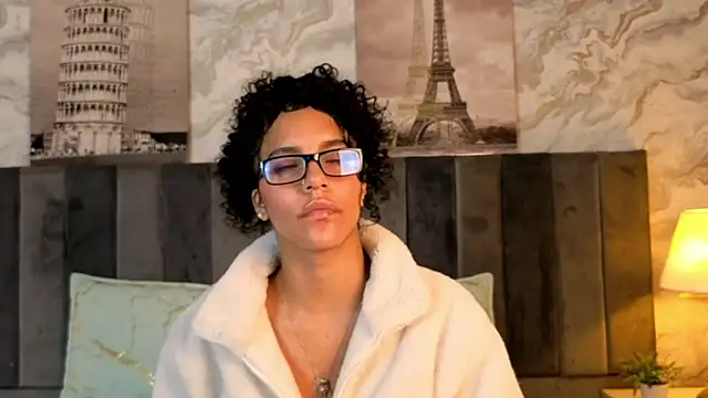 ElizabethSwift online show from March 18, 12:10 pm